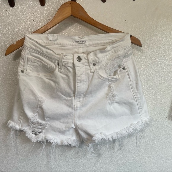 Good AMERICAN Good '90s Short in White size 2/26 new - Picture 4 of 14